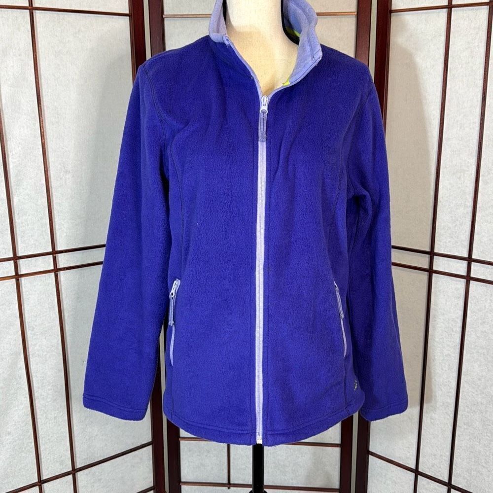 Cabela’s purple fleece jacket medium
